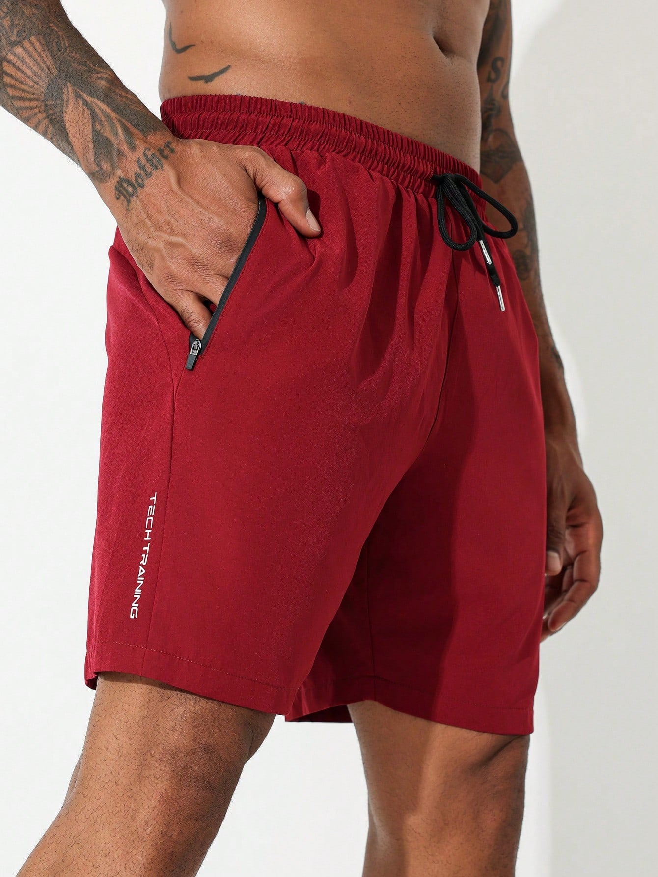 Manfinity Sport Polished Boyfriend Style Men's Drawstring Waist Sports Shorts With Zipper Pockets Gym Shorts