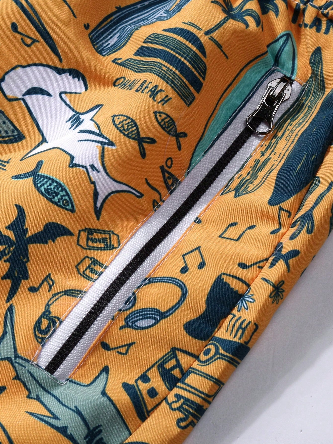 Men's Cartoon Printed Quick Drying Loose Casual Shorts, Suitable For Vacation & Leisure Summer